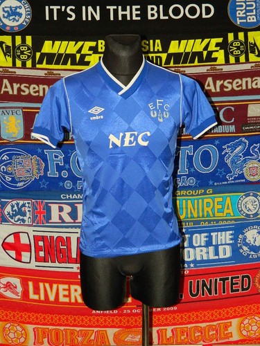 Everton adults 36 - 4/5,